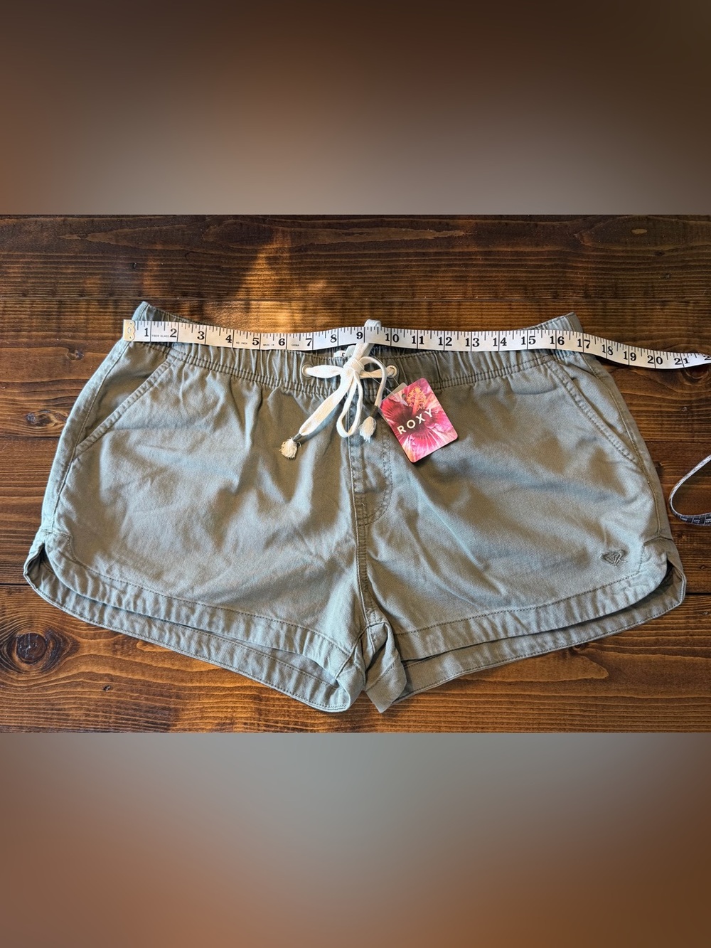 Roxy Beach Shorts jr size XL